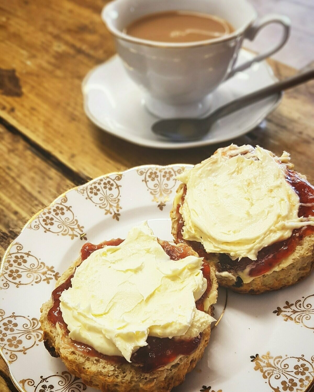 Scones for 2