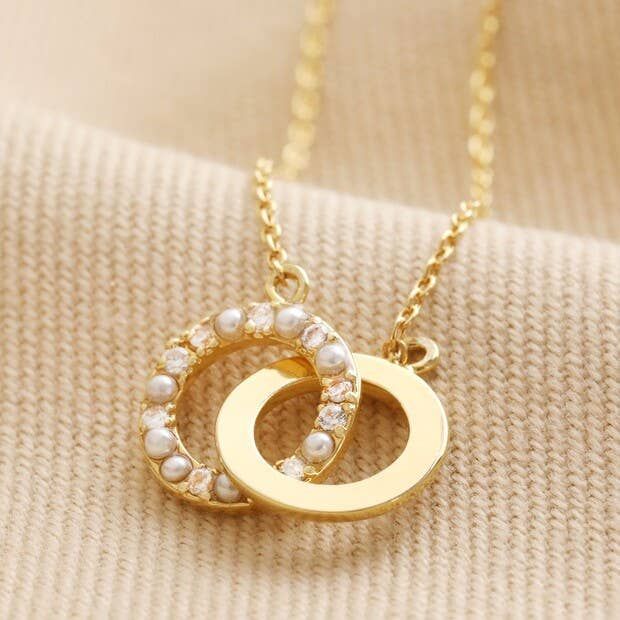 Pearl & Crystal Circles Necklace in Gold
