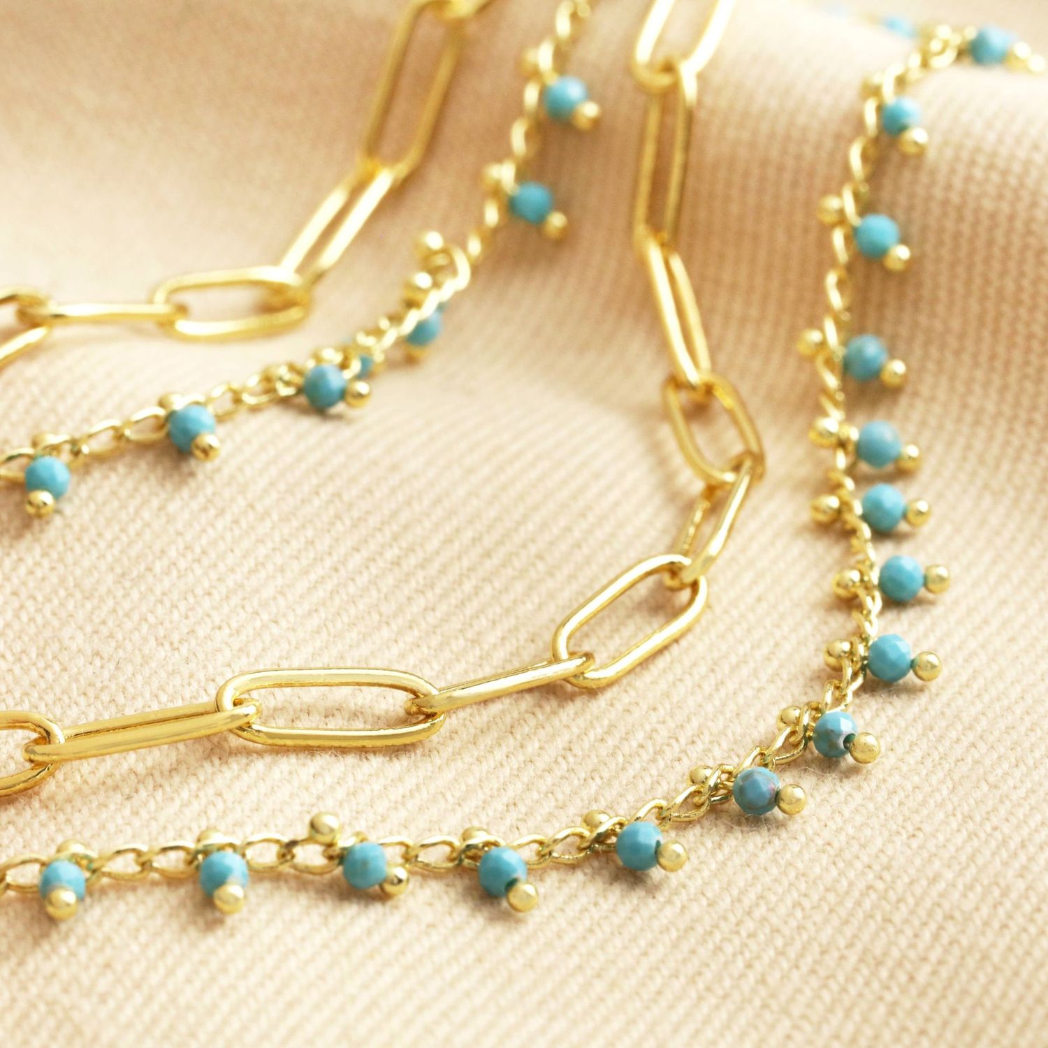 Droplet and Cable Chain Layered Necklace in Gold