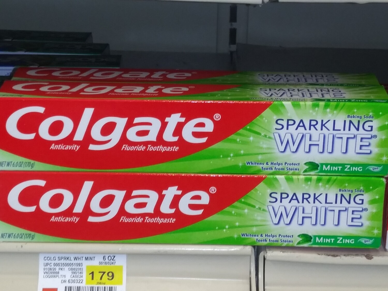 Cash Saver: Colgate Sparkling White Toothpaste Mint Zing 6oz
