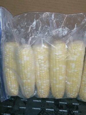 Farmers Market: Yellow or White Corn On The Cob