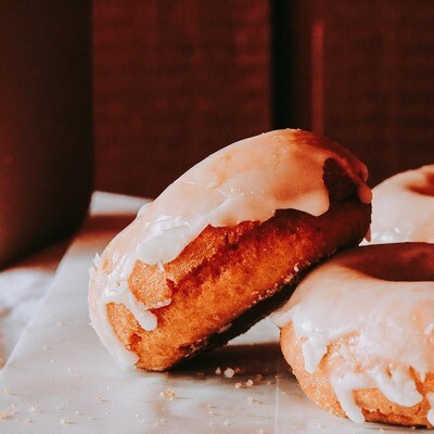 DONUTS 1 DOZEN