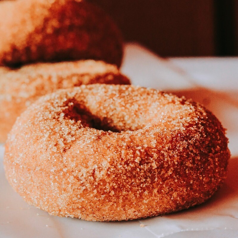 DONUTS 1 DOZEN, Donut Dough Type: Old Fashion, Toppings: Sugared