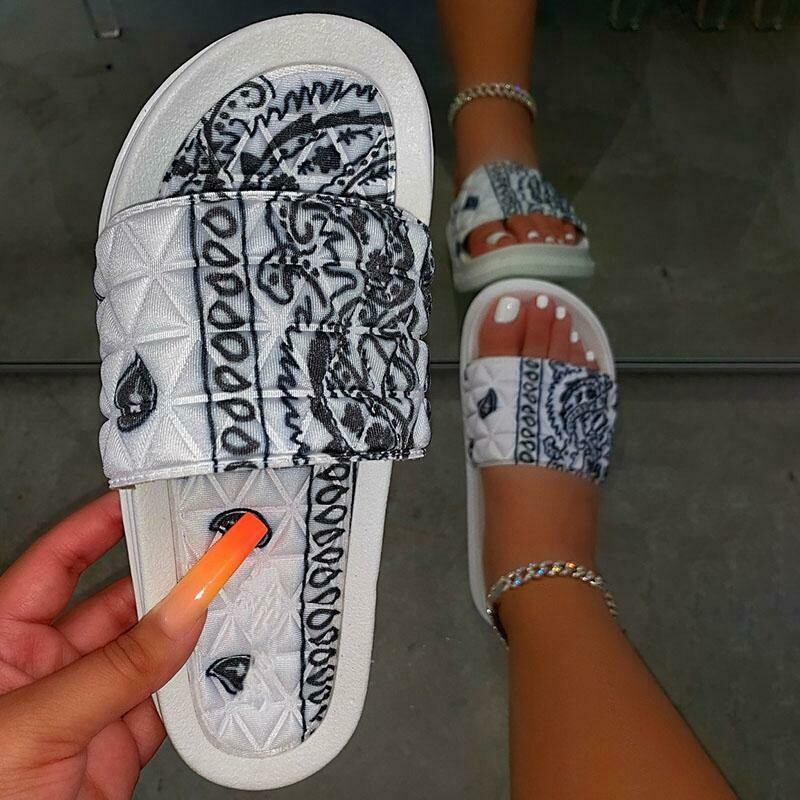 Bandana Slides