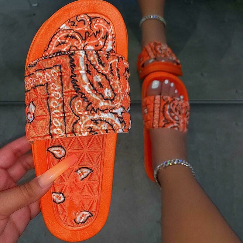 Bandana Slides