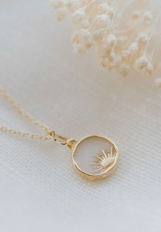 RISING SUN - GFTD moedermelkjuweel - ketting RISING SUN - GFTD moedermelkjuweel - ketting