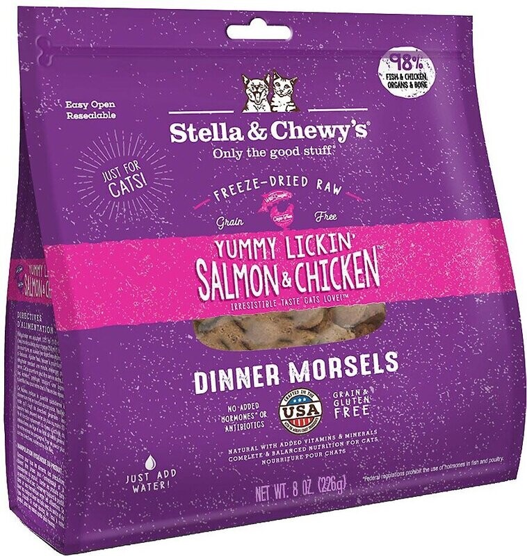 Stella &amp; Chewy&#39;s Yummy Lickin&#39; Salmon &amp; Chicken Dinner Morsels Grain-Free Freeze-Dried Cat Food - 8 oz. bag