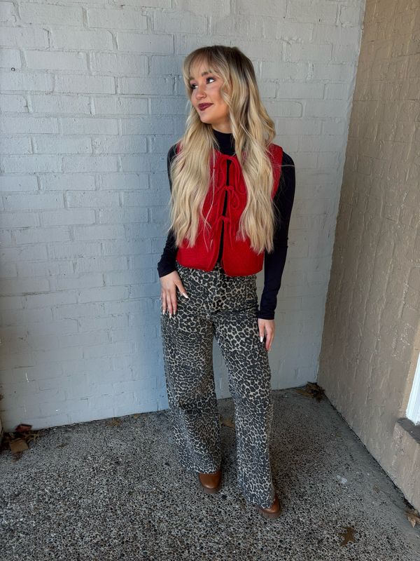 AD5460 Red Knit Sleeveless Cardigan