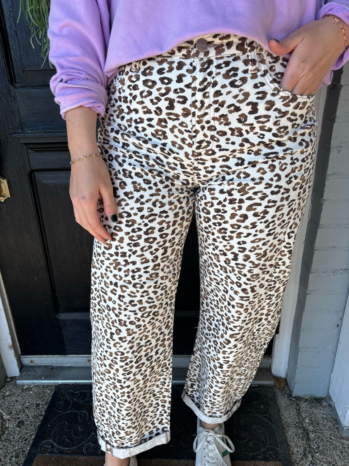 AD5500 Cream Leopard Cuffed Jeans 