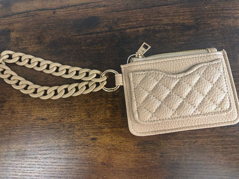 Quilted Wallet W/ Chain