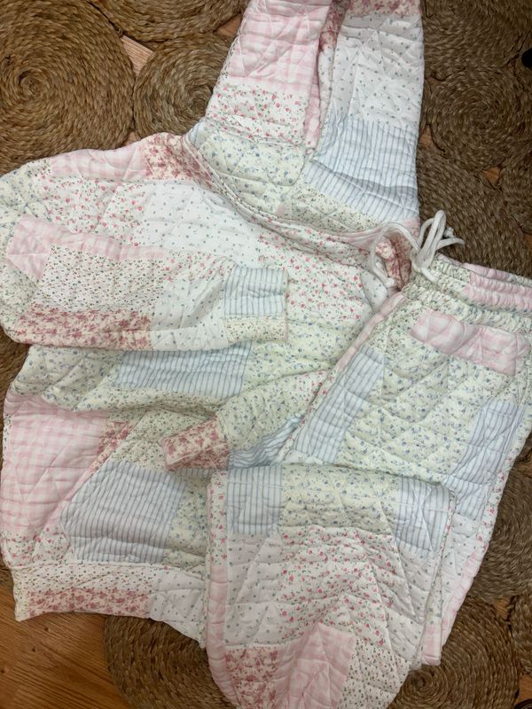 AD5635 Floral Textured Hoodie