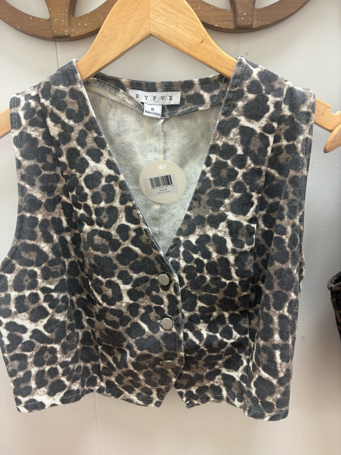 AD5641 Leopard Vest