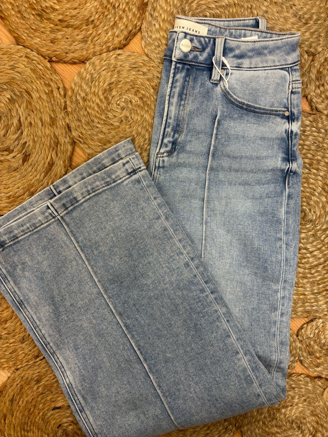 AD5650 Light High Waist Pintuck Jeans