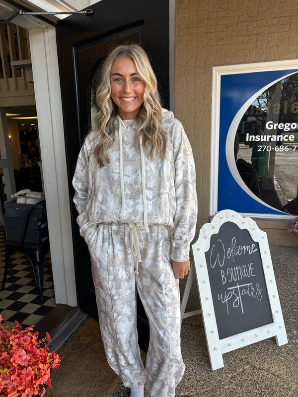 AD5670 Camo French Terry Joggers