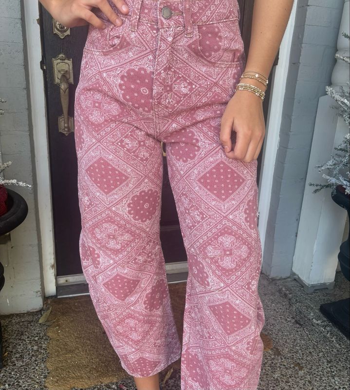 AD5683 Paisley Printed Denim