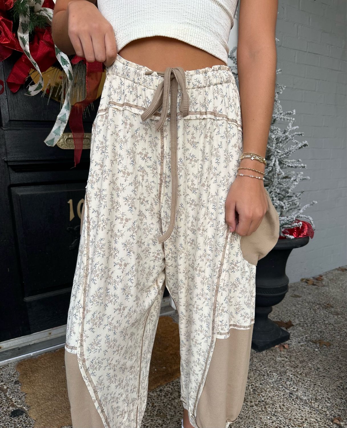 AD5703 Brown Floral Bottom