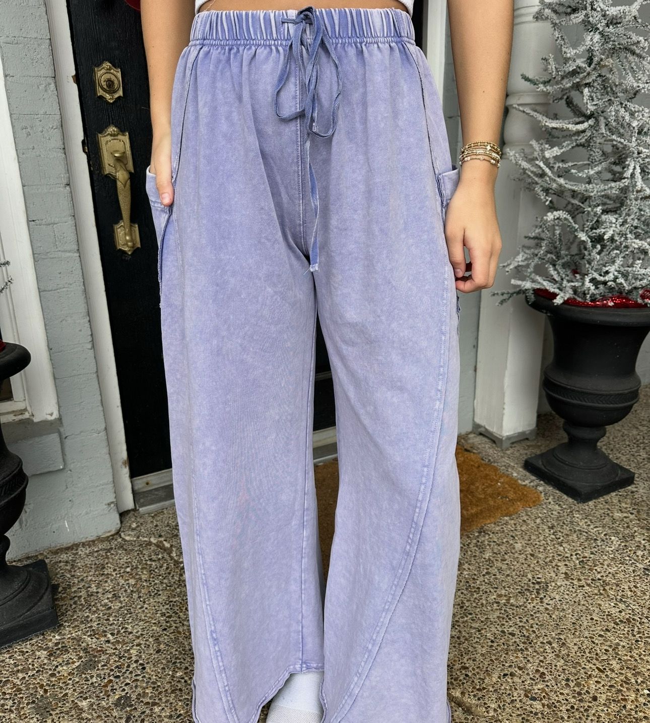 AD5719 Peri Blue Mineral Wash Dropped Pocket