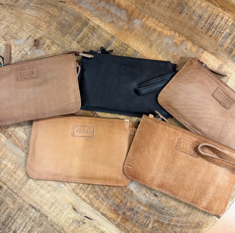 AD5725 Wristlet Wallet