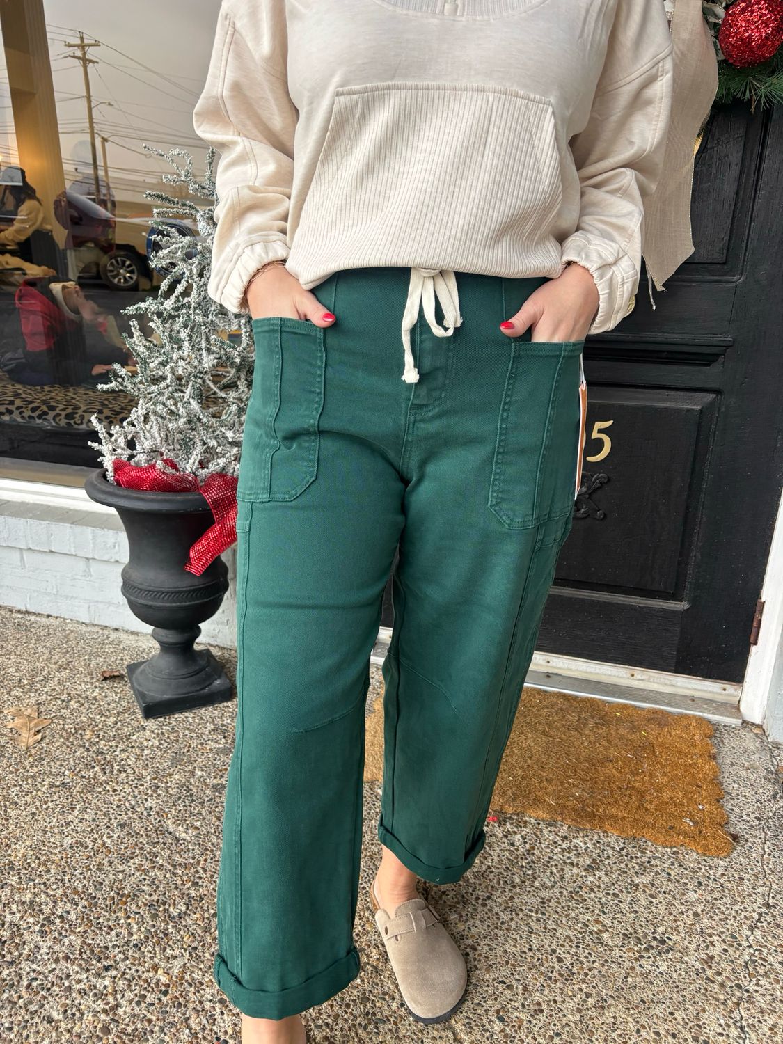 AD5729 Hunter Green Crop Wide Barrel