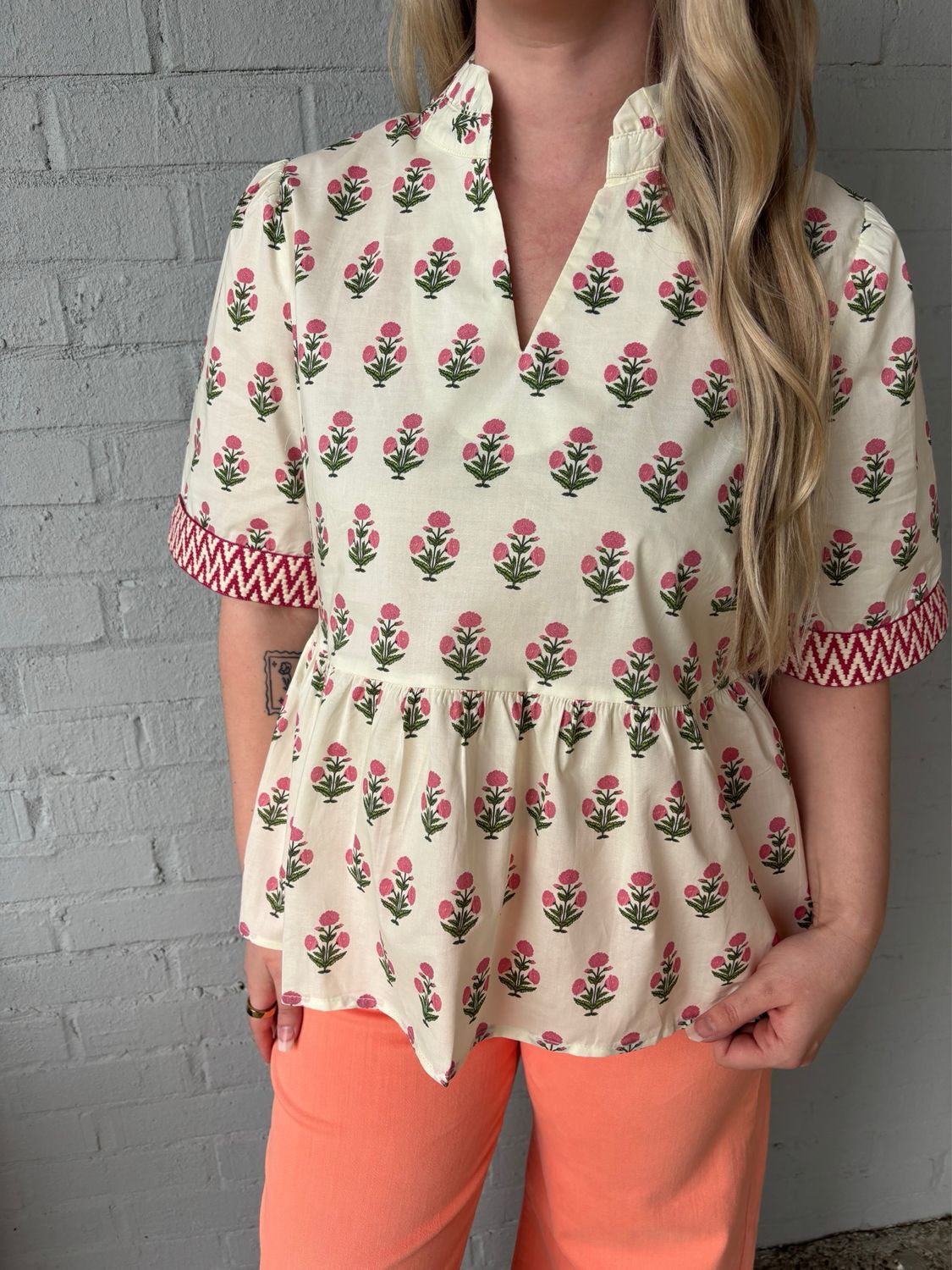 AD5814 Vanilla Floral Top