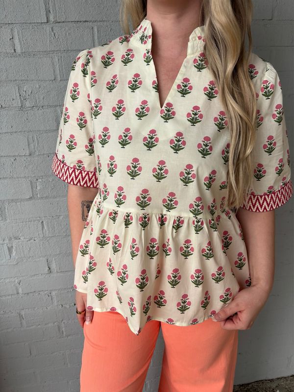 AD5814 Vanilla Floral Top