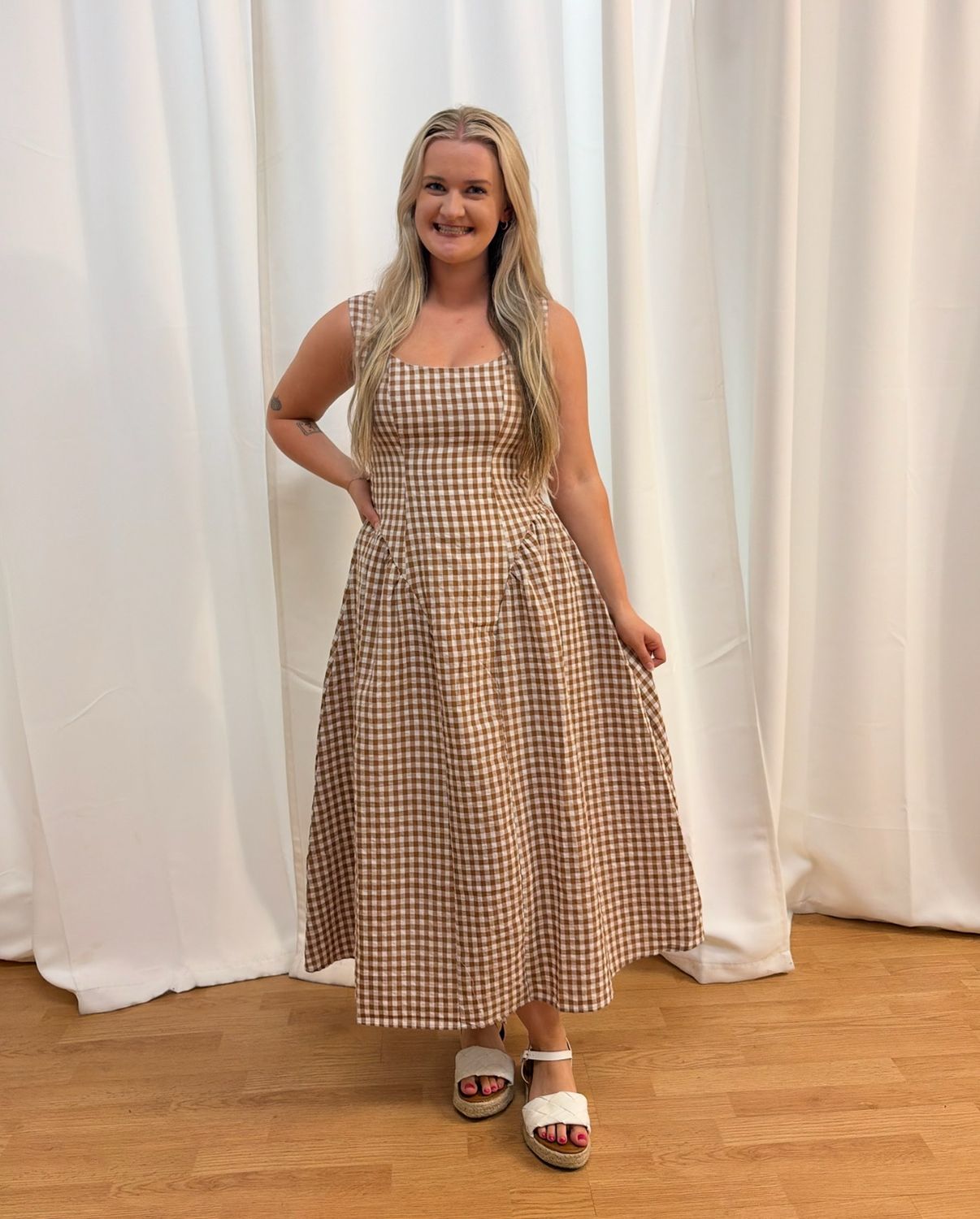 AD5824 Brown Plaid Waist Sleeveless Midi