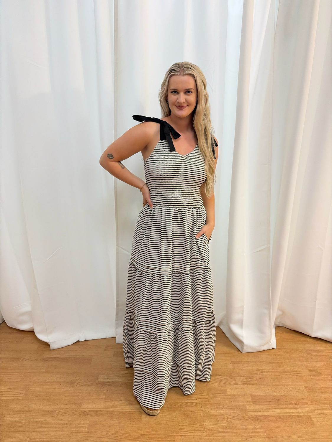 AD5827 Black Smocked Shoulder Tie Mixi Dress