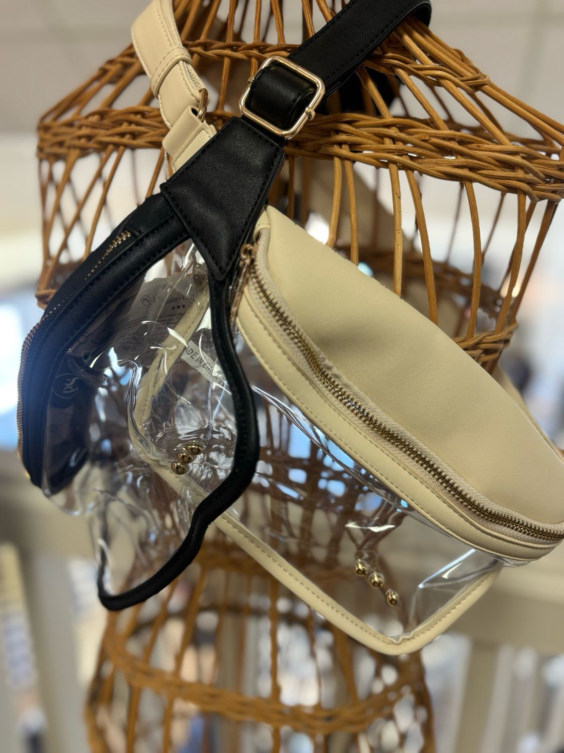 AD5884 Clara Bum Bag