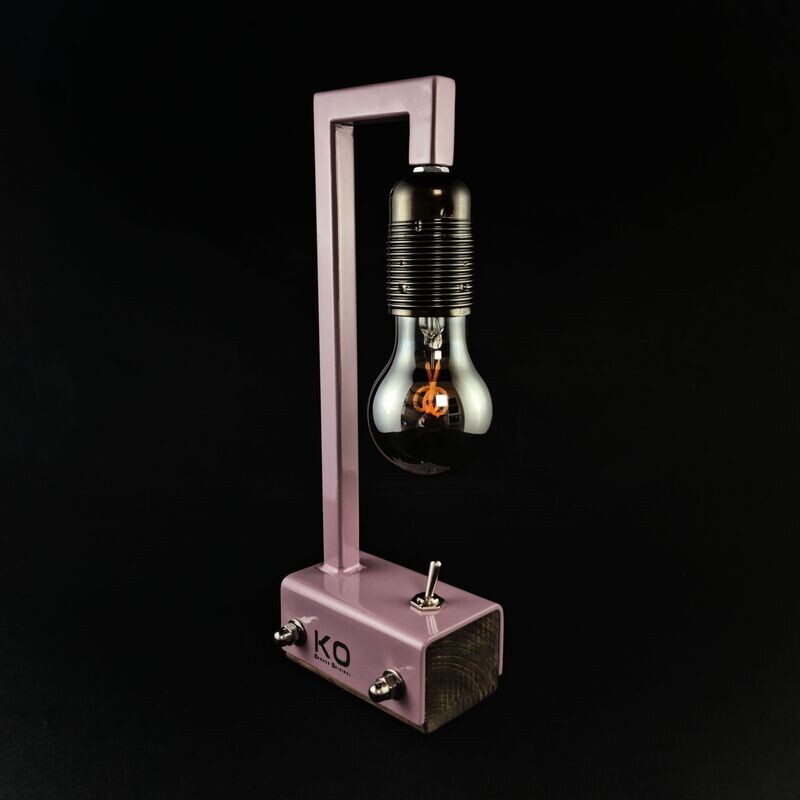 Pastelviolet lamp