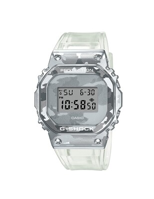 Часы Casio GM-5600SCM-1ER