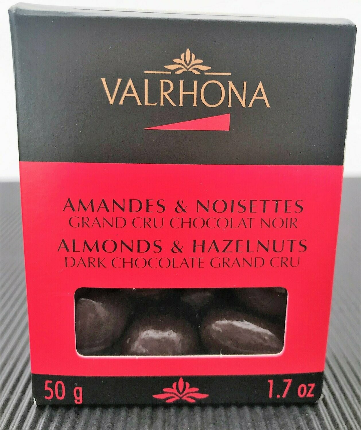 Valrhona Mandeln und Nüsse in Schokolade