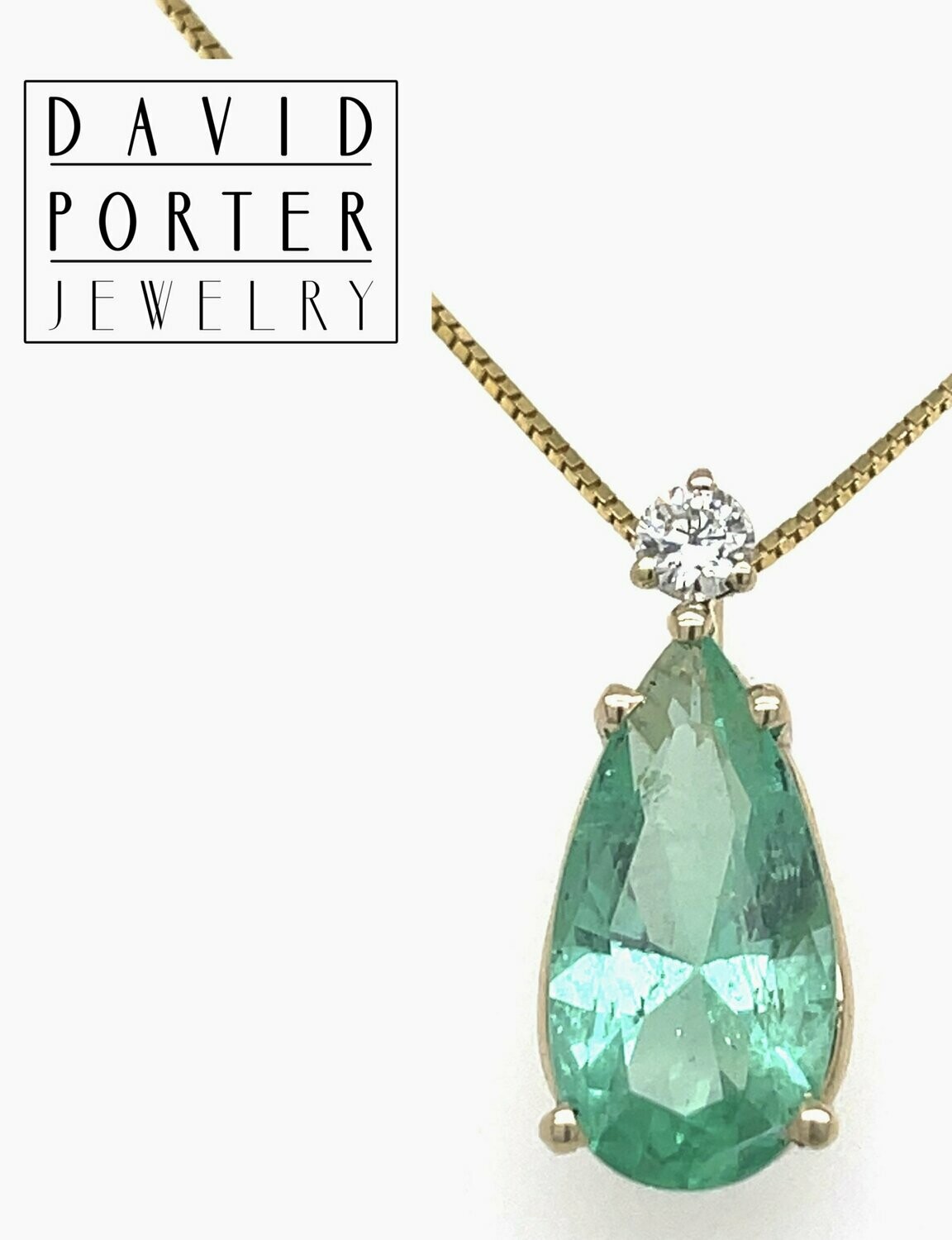 Pear-shaped Emerald and Diamond Teardrop Pendant