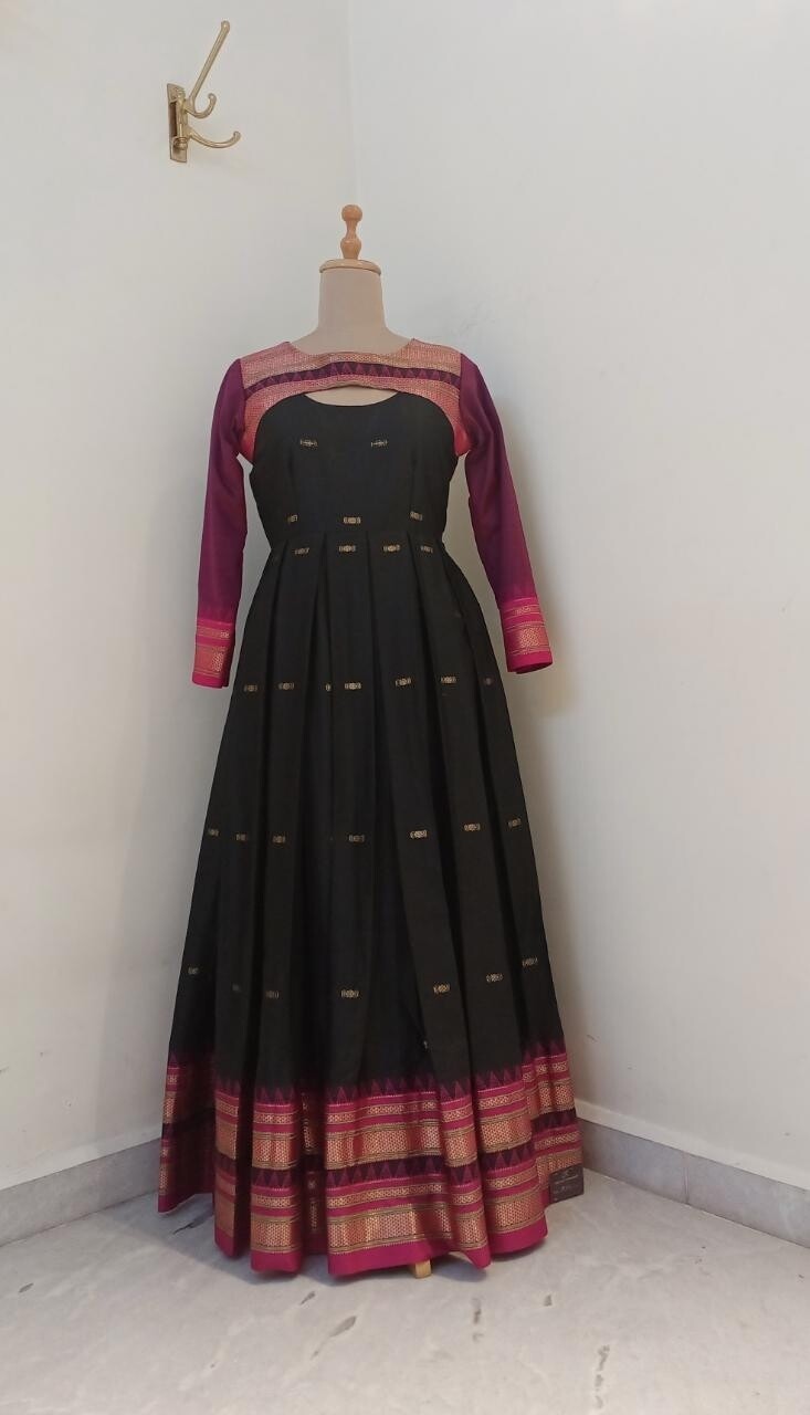 Black and Pink Silk Gown Crafted with Border pattern