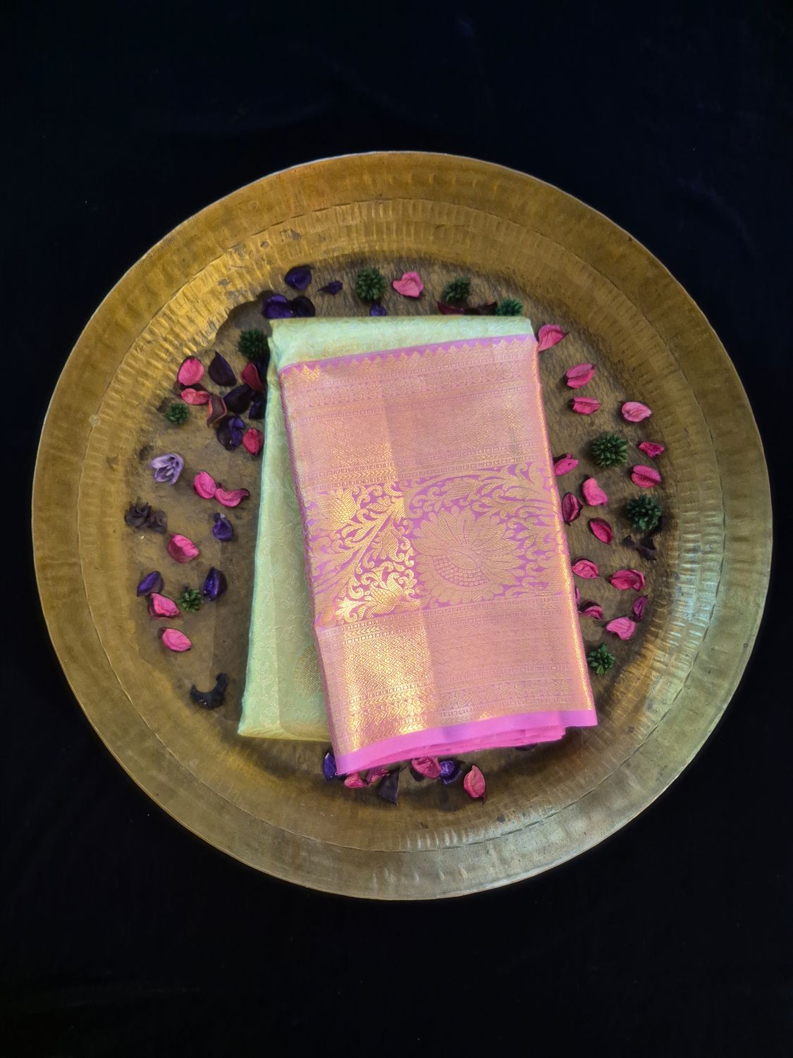 Elegant Two-Tone Silk Saree with Gold Motifs and Floral Pattern.