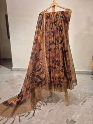 Handcrafted Traditional Saree with Intricate Floral and Artistic Motifs.