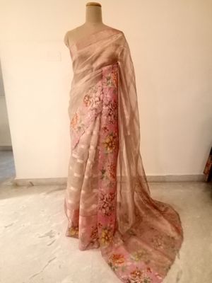 Crushed Tissue Saree with Baby Pink Floral Printed Border 