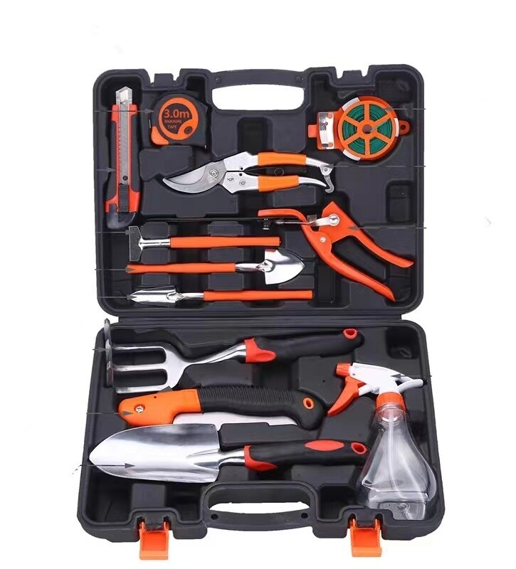 Garden Toolkit - Care For Your Potted Plants &amp; Raised Planter Boxes - Herb Gardens