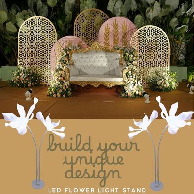 LED Flower Light Stand | Warm White &amp; Cool White | Poseable Stand 1.63m Tall