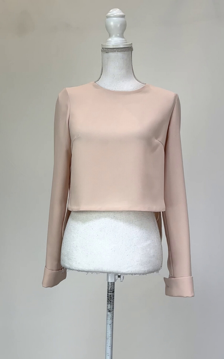 Intermix, Pale Orange Wide Neck Drop Back Hem L/Slv Double Cuff Top, Size S