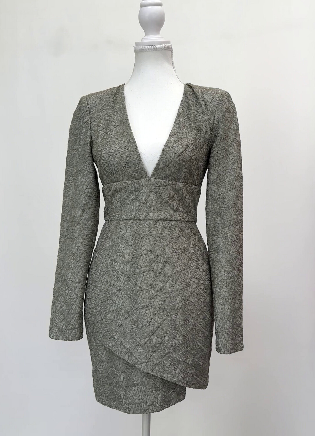 Misha Collection, Grey Deep V-Neck Open Back Lace Asymmetrical Hem Dress, Size 6