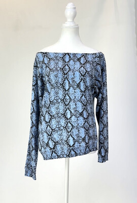 Minnie Rose, Blue/Brown Reptile Print Cashmere Slash Wide Neck L/Slv Sweater, Size S