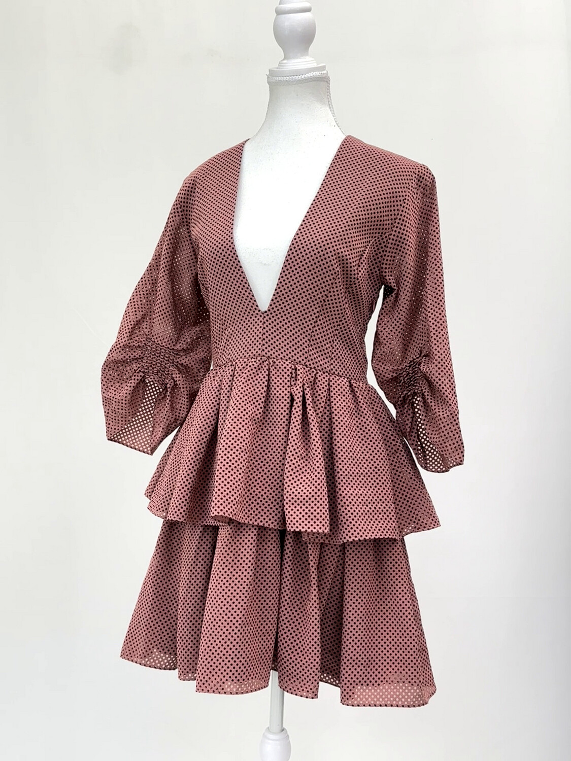 Life With Bird, Dusty Pink/Black Polka Dot Deep V-Neck Tiered Frill Hem Dress W/Pleated Ruched 3/4 Slvs, Size 1