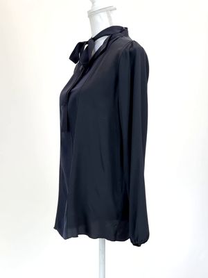 Scanlan Thoedore, Black Grosgrain Ribbon Tie Neck Slit Panel Front Silk L/Slv Blouse, Size 8