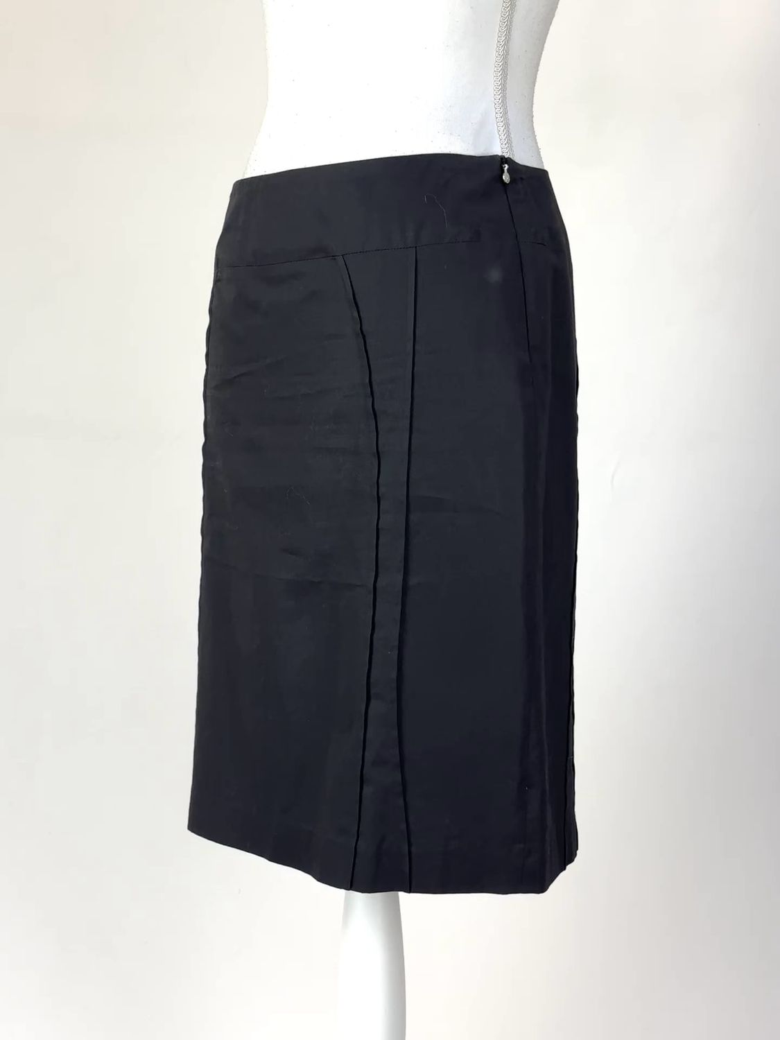 Versace Jeans Couture, Black Pleat In Seam Panelled  Skirt (Has Matching Jacket), Size 42