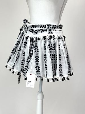 Dodo Bar Or, White/Black Embroidered Tassel Trims Pleated Full Hem Mini Skirt W/Tie Belt, Size M