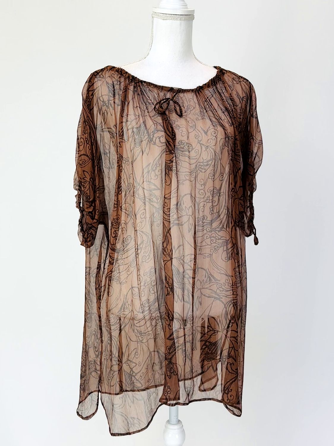 Scanlan Theodore , Browns Floral Print D/String Neck + S/Slv Silk Top , Size S/M