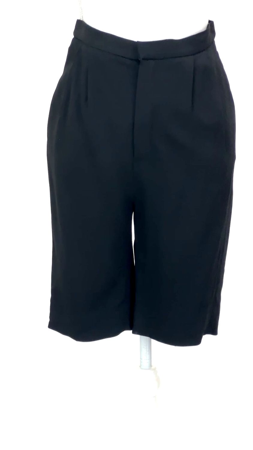 Scanlan Theodore, Black  Shorts, Size 6