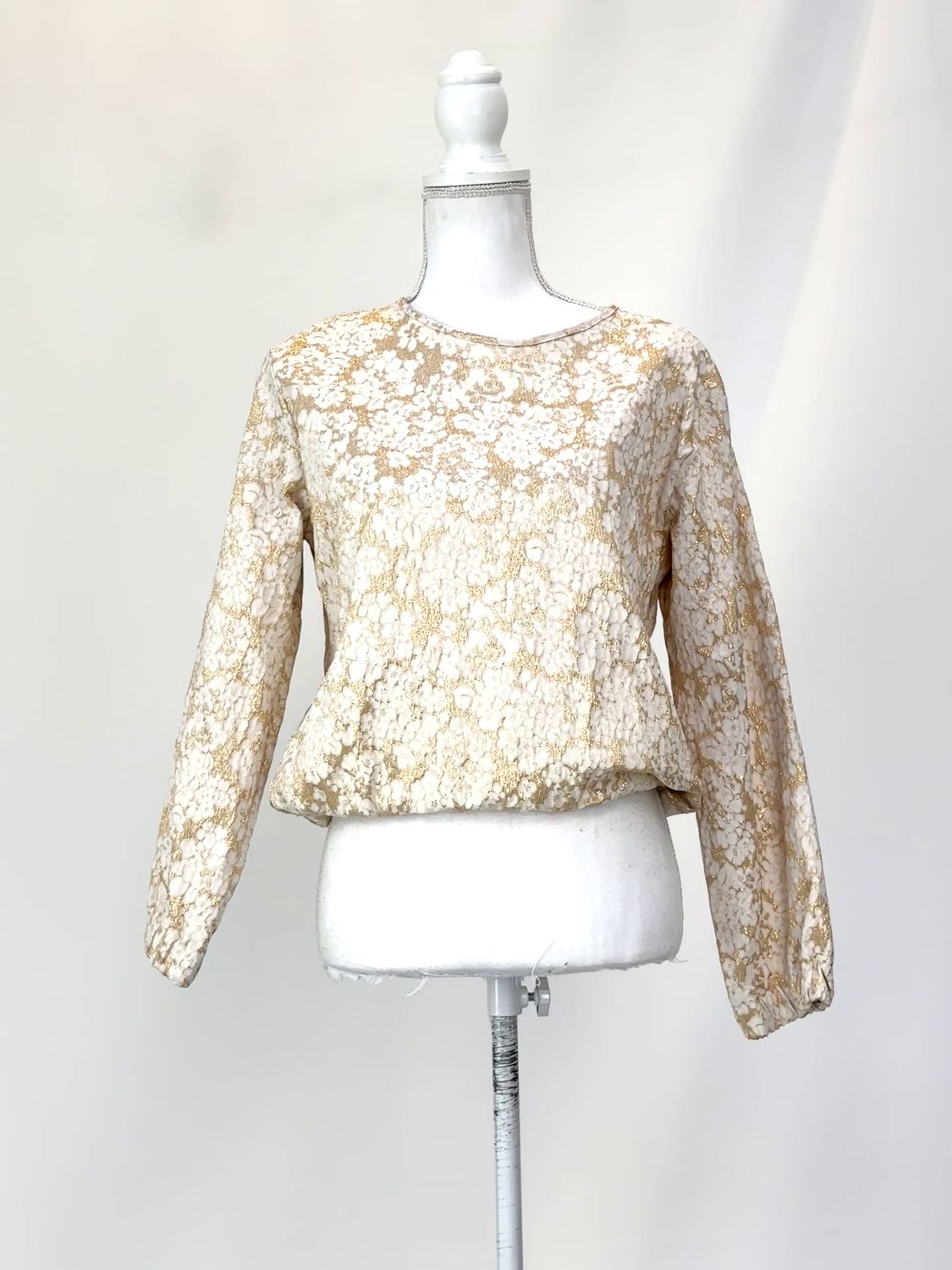 Hoss, Cream/Gold Lurex Brocade L/Lsv Top , Size 12