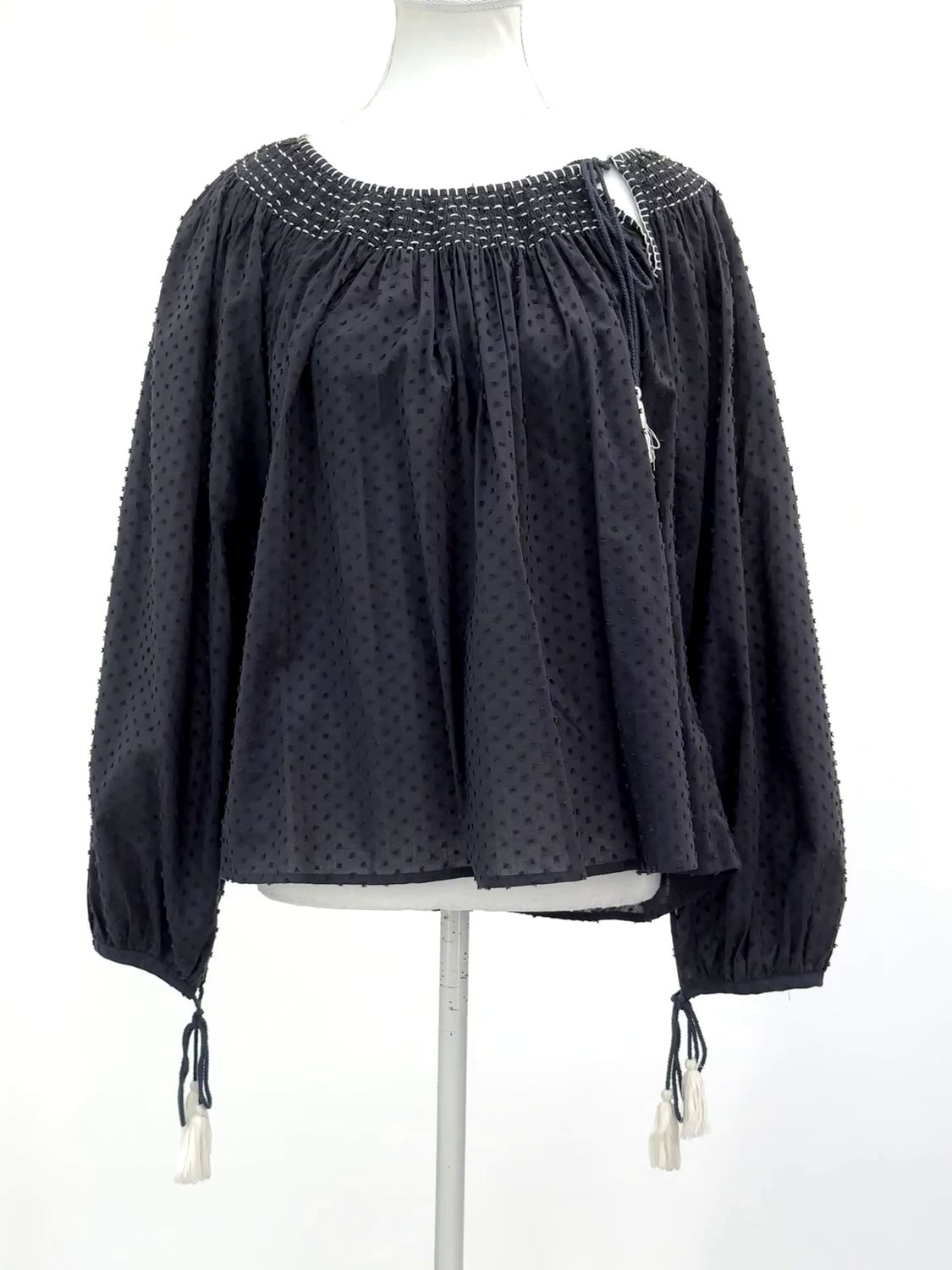 Star Mela, Grey/White Stitched Textured Flock Wide Side Tie Neck Blouson L/Slv Top, Size M
