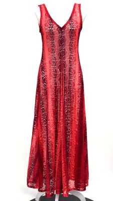 Scanlan Theodore, Reds Dbl V-Neckline Lace  Flare Hem S/Less  Dress W/Silk Slip, Size 8